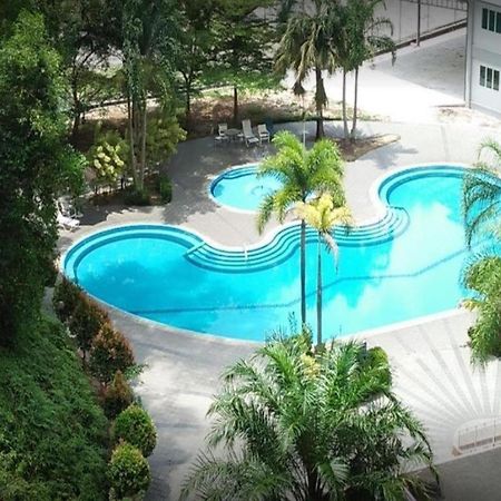 Lumut Valley Condominium Екстериор снимка