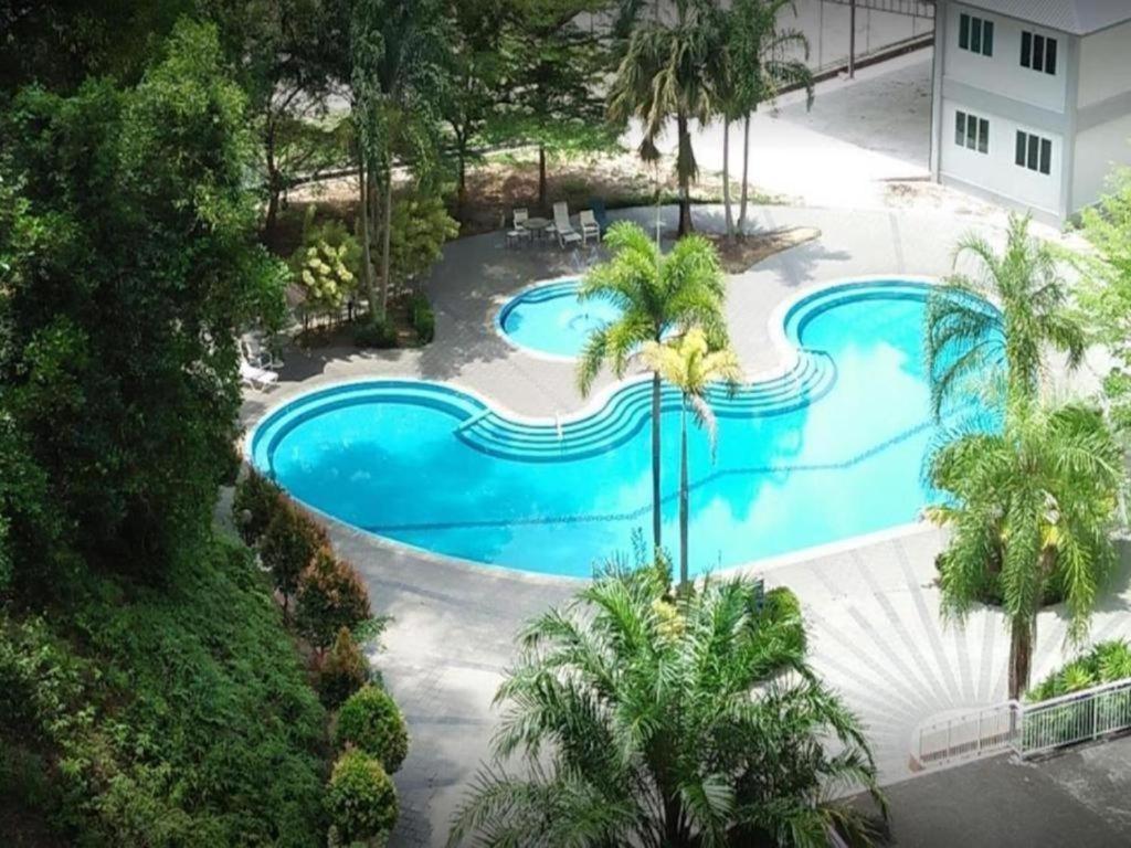 Lumut Valley Condominium Екстериор снимка